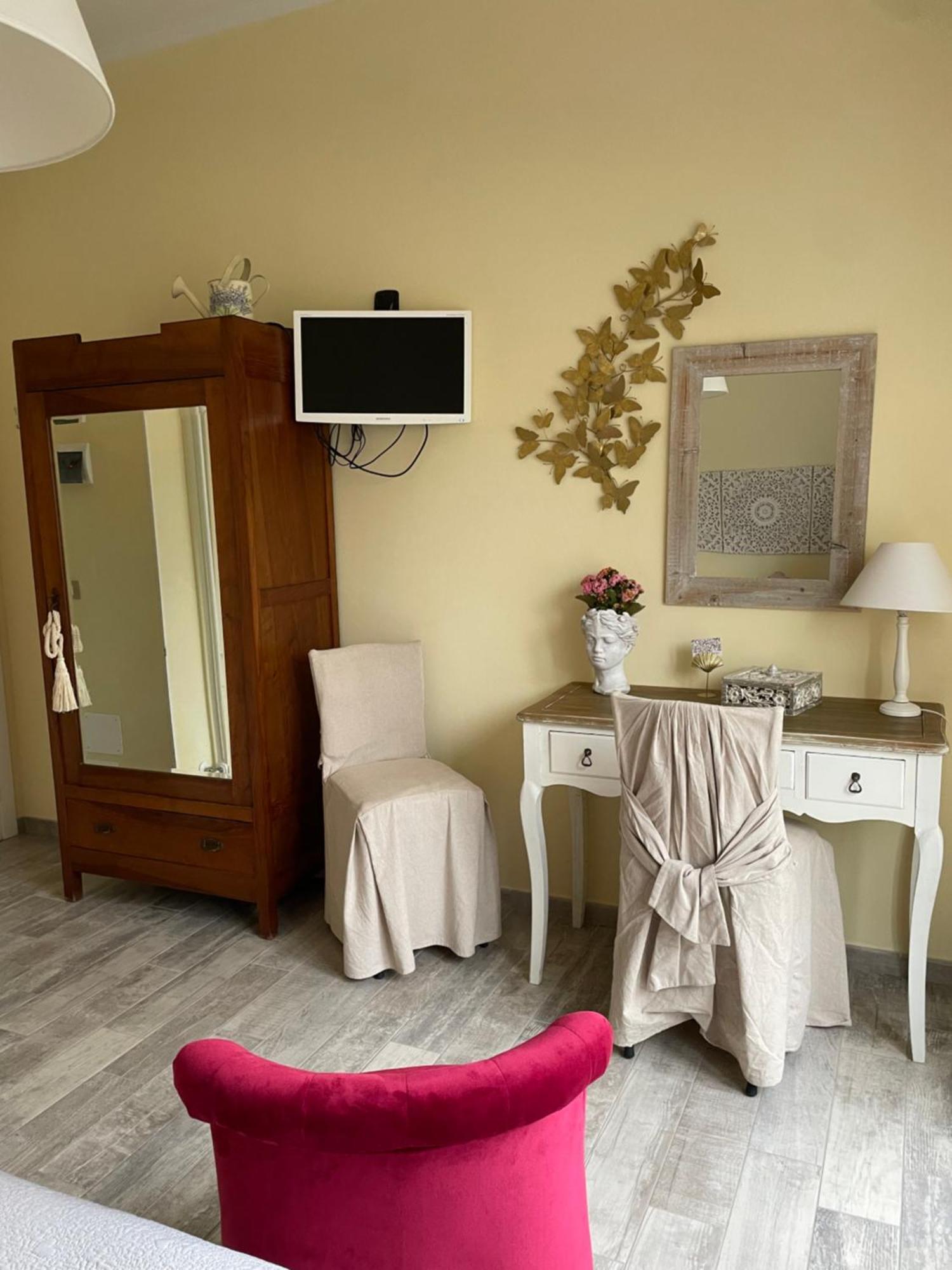 Annali Casa Vacanze - Shabby Style Nella Natura La Spezia Exterior foto